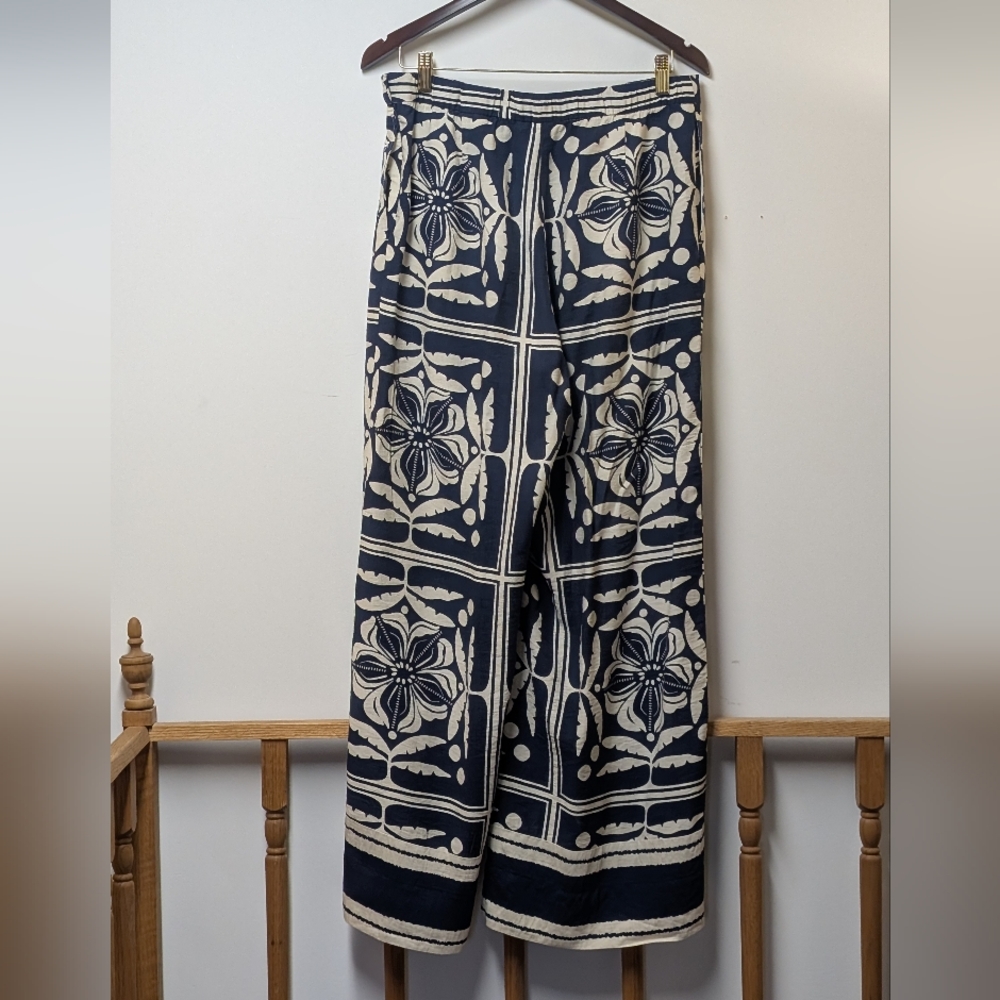 Navy and White Floral Maxi Linen Pants - Picture 2 of 4